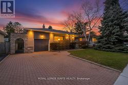 174 DARLINGSIDE DRIVE Toronto, ON M1E 3P6
