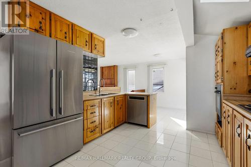 500 Foxview Place, Ottawa, ON - Indoor Photo Showing Kitchen