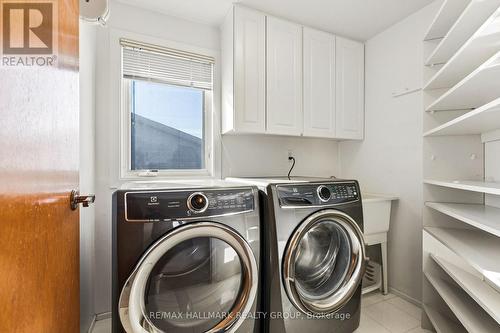 500 Foxview Place, Ottawa, ON - Indoor Photo Showing Laundry Room