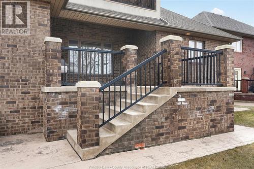 199 Ellison, Leamington, ON - Outdoor