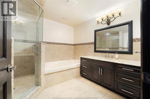199 Ellison, Leamington, ON - Indoor Photo Showing Bathroom