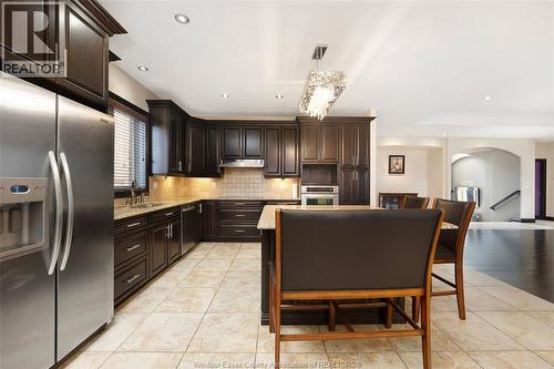 199 Ellison, Leamington, ON - Indoor Photo Showing Kitchen With Upgraded Kitchen