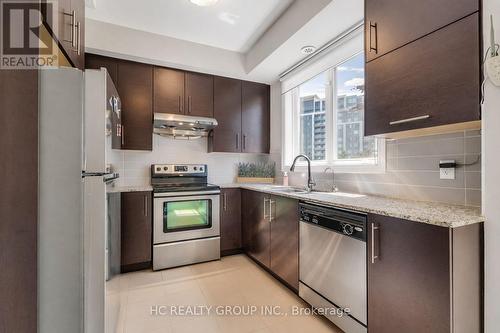 Th6 - 225 South Park Road, Markham, ON - Indoor Photo Showing Kitchen