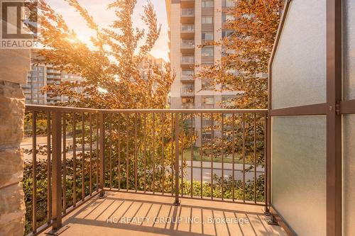 Th6 - 225 South Park Road, Markham, ON - 