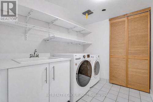 Th6 - 225 South Park Road, Markham, ON - Indoor Photo Showing Laundry Room