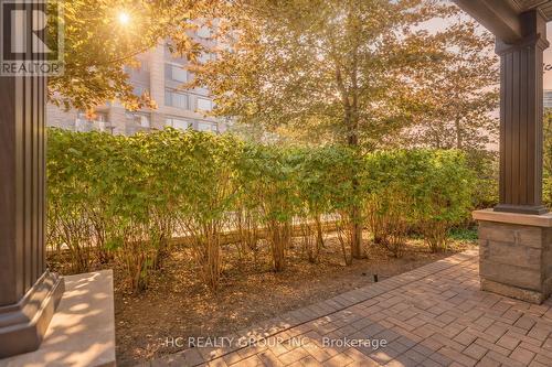 Th6 - 225 South Park Road, Markham, ON - 