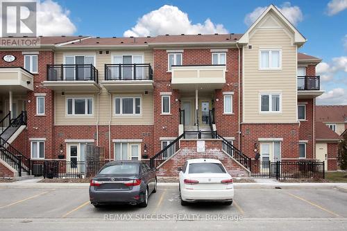 320 - 250 SUNNY MEADOW BOULEVARD  Brampton, ON L6R 3Y7