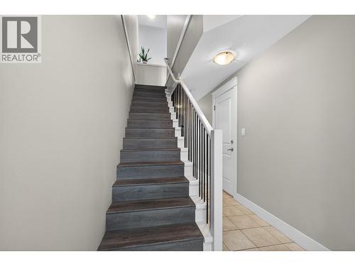 433 Mccarren Avenue Unit# 9, Kelowna, BC - Indoor Photo Showing Other Room