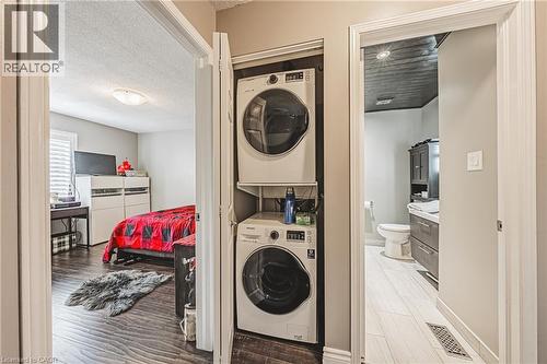 266 Limeridge Road E Unit# 3, Hamilton, ON - Indoor Photo Showing Laundry Room