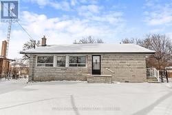 26 KITSON DRIVE  Toronto (Cliffcrest), ON M1M 3C8