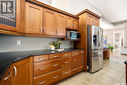 3270 Windsor Park Crescent, Regina, SK - Indoor Photo Showing Kitchen