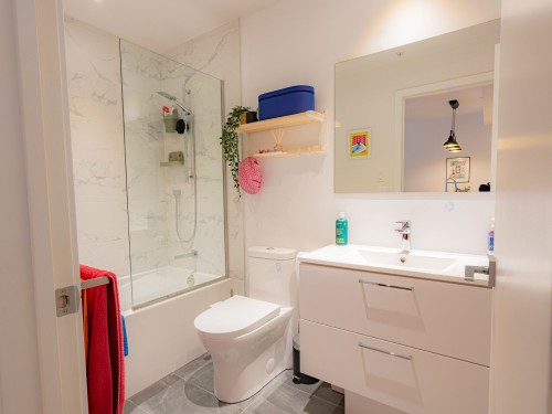 Bathroom - 516B-1400 Rue Ottawa, Montréal (Le Sud-Ouest), QC - Indoor Photo Showing Bathroom