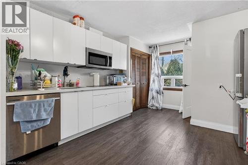 150 Ewen Road Unit# 2, Hamilton, ON - Indoor Photo Showing Kitchen