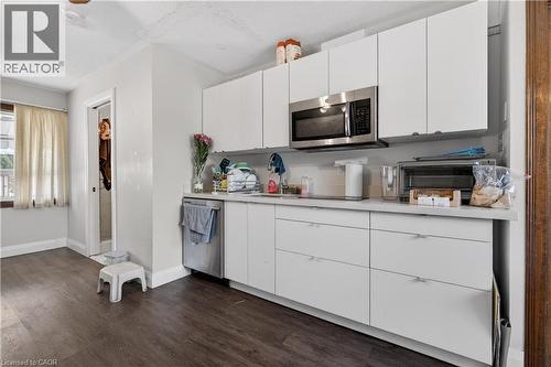 150 Ewen Road Unit# 2, Hamilton, ON - Indoor Photo Showing Kitchen