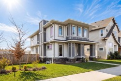 3403 Sparrowhawk Ave Colwood, BC V9C 0L9