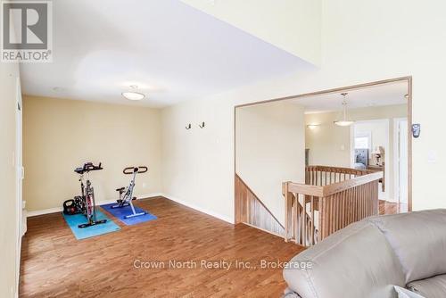 Spacious 2nd Floor Living Area - 39 Turtle Path, Ramara, ON - Indoor