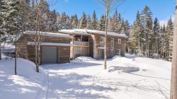 1500 10e Rang  Val-David, QC J0T 2N0