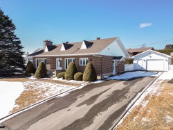 133 Rue Giroux  Thetford Mines, QC G6G 1K5