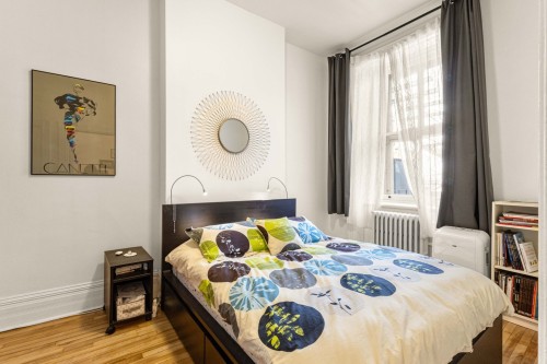 Master Bedroom - 2-906 Rue Cherrier, Montréal (Le Plateau-Mont-Royal), QC - Indoor Photo Showing Bedroom