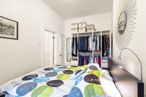 Master Bedroom - 2-906 Rue Cherrier, Montréal (Le Plateau-Mont-Royal), QC - Indoor Photo Showing Bedroom