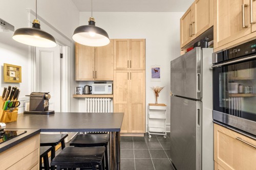 Kitchen - 2-906 Rue Cherrier, Montréal (Le Plateau-Mont-Royal), QC - Indoor Photo Showing Kitchen
