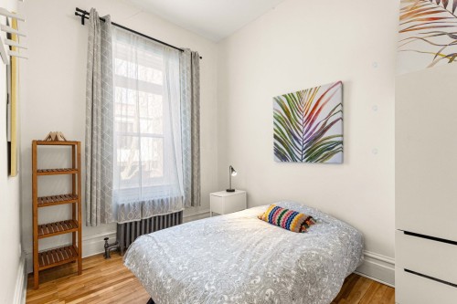 Bedroom - 2-906 Rue Cherrier, Montréal (Le Plateau-Mont-Royal), QC - Indoor Photo Showing Bedroom