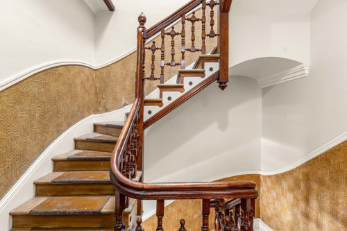 Mud Room - 2-906 Rue Cherrier, Montréal (Le Plateau-Mont-Royal), QC - Indoor Photo Showing Other Room