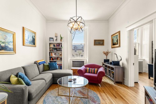 Living Room - 2-906 Rue Cherrier, Montréal (Le Plateau-Mont-Royal), QC - Indoor Photo Showing Living Room