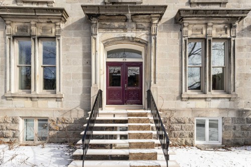 Front of Structure - 2-906 Rue Cherrier, Montréal (Le Plateau-Mont-Royal), QC -  With Fireplace