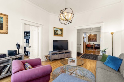Living Room - 2-906 Rue Cherrier, Montréal (Le Plateau-Mont-Royal), QC - Indoor Photo Showing Living Room