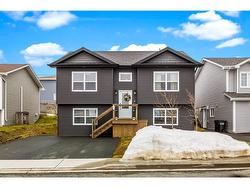77 Maurice Putt Crescent  St. John's, NL A1B 1G6