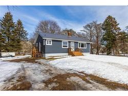 4 Bickerton Sackville, NB E4L 3M7