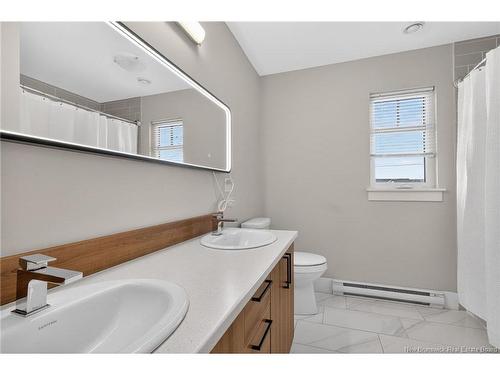 60 Brooklyn St, Moncton, NB 