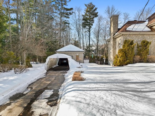 Garage - 1185 Rue St-Andrews, Mascouche, QC - Outdoor