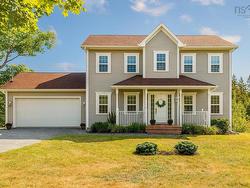 766 Westwood Boulevard Upper Tantallon, NS B3Z 4K1