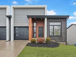 14 Helen Creighton Court Bedford, NS B4B 0Z6