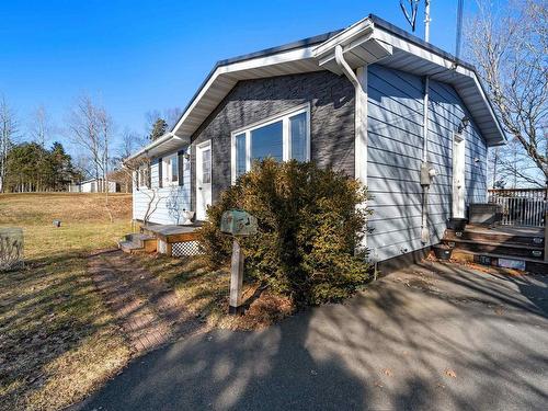 20 Montery Drive, Salmon River, NS 