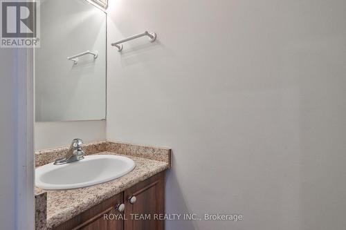 54 Maher Avenue, Toronto, ON - Indoor Photo Showing Bathroom