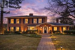 1335 CAMBRIDGE DRIVE Oakville (Mo Morrison), ON L6J 1S4