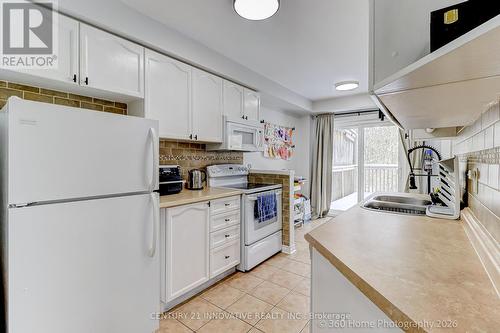 1896 Woodgate Court, Oshawa, ON - Indoor Photo Showing Kitchen
