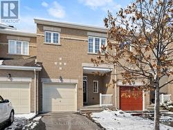 319 KINGBROOK DRIVE  Ottawa, ON K2M 0G1