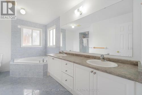 48 Devonwood Drive, Markham, ON - Indoor Photo Showing Bathroom