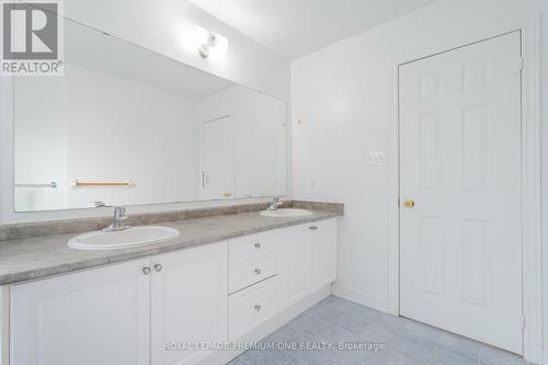 48 Devonwood Drive, Markham, ON - Indoor Photo Showing Bathroom