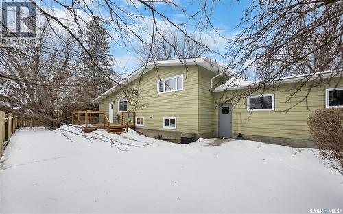 73 Tibbits Road, Regina, SK - Outdoor