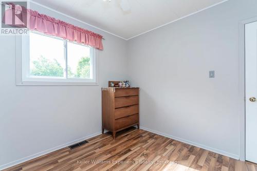 450 Concession 11 Road E, Tiny, ON - Indoor