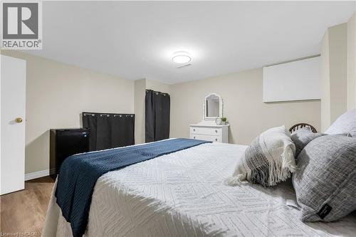 Basement Bedroom - 77 Lawfield Drive, Hamilton, ON - Indoor Photo Showing Bedroom