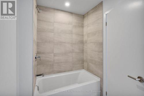 Unit #1302 - 39 Mary Street, Barrie, ON - Indoor Photo Showing Bathroom