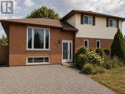 1556 Sandra Court Val Caron, ON P3N 1R7