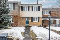 920 WALKLEY ROAD  Ottawa, ON K1V 6R5