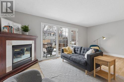 920 Walkley Road, Ottawa, ON - Indoor Photo Showing Living Room With Fireplace